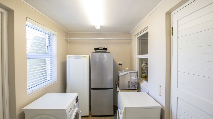 3 Bedroom Property for Sale in Lake Michelle Western Cape